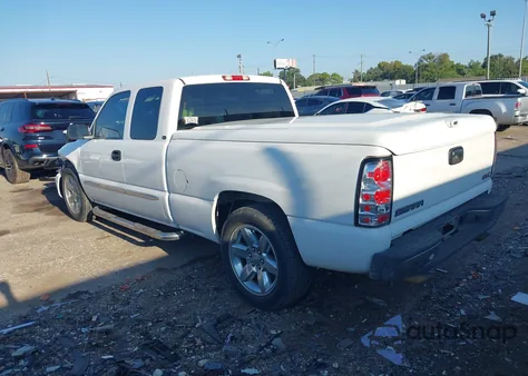 2003 GMC Sierra 1500 Sle z USA, uszkodzony, nr VIN 2GTEC19VX31296865